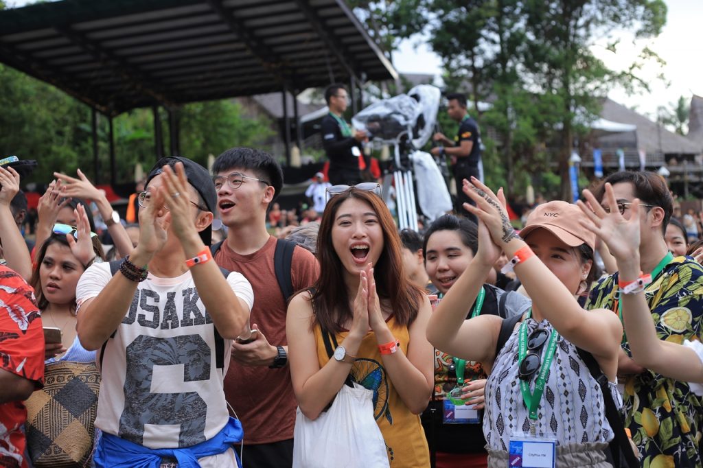 RWMF2019 Day 2 Gathering of the tribe